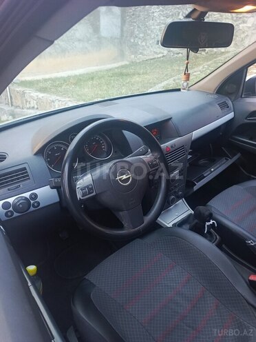 Opel Astra 2005, 307,000 km - 1.3 l - Şəki