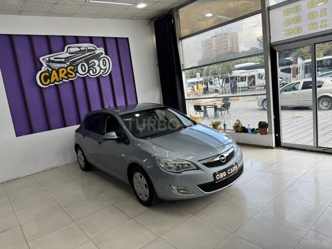 Opel Astra 2011, 266,000 km - 1.3 l - Sumqayıt