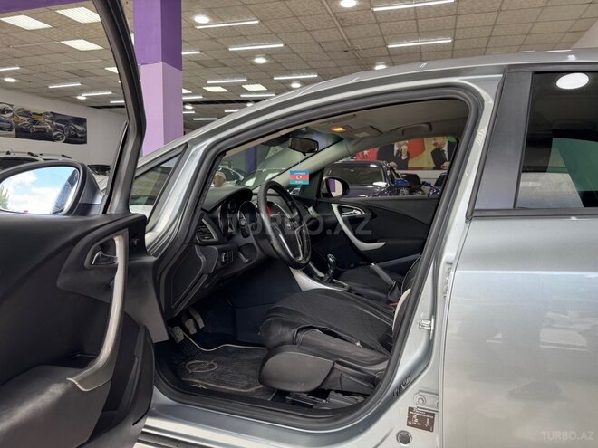 Opel Astra 2011, 266,000 km - 1.3 l - Sumqayıt