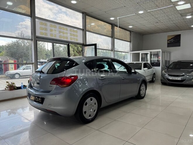 Opel Astra 2011, 266,000 km - 1.3 l - Sumqayıt