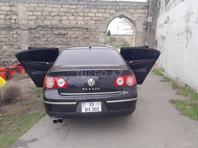 Volkswagen Passat 2005, 245,728 km - 2.0 l - Bakı