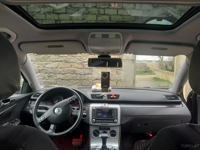Volkswagen Passat 2005, 245,728 km - 2.0 l - Bakı