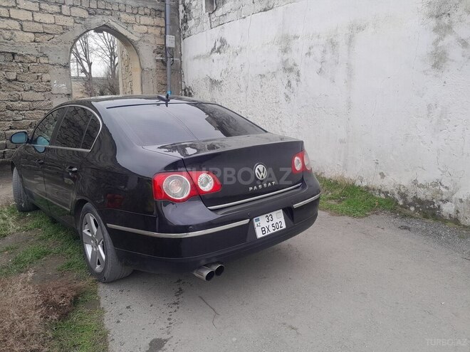 Volkswagen Passat 2005, 245,728 km - 2.0 l - Bakı