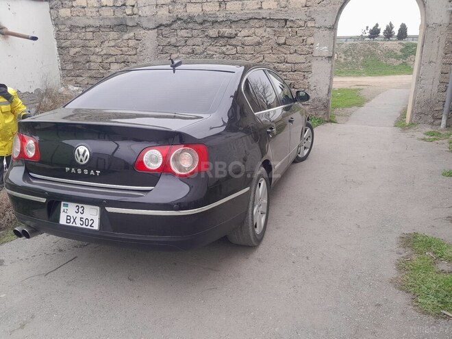 Volkswagen Passat 2005, 245,728 km - 2.0 l - Bakı