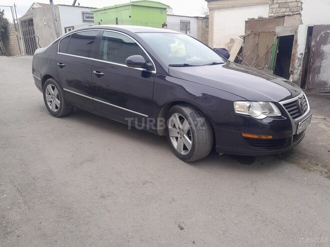 Volkswagen Passat 2005, 245,728 km - 2.0 l - Bakı