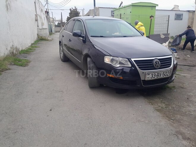 Volkswagen Passat 2005, 245,728 km - 2.0 l - Bakı