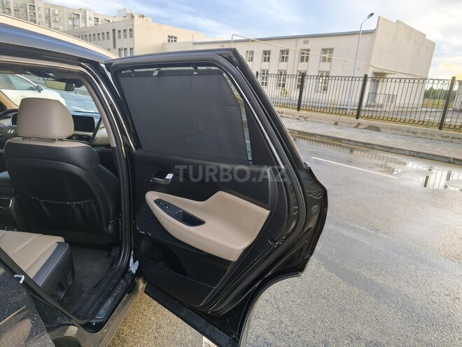 Hyundai Santa Fe 2023, 46,600 km - 1.6 l - Bakı