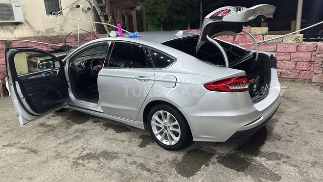 Ford Fusion (North America) 2019, 243,655 km - 2.0 l - Bakı