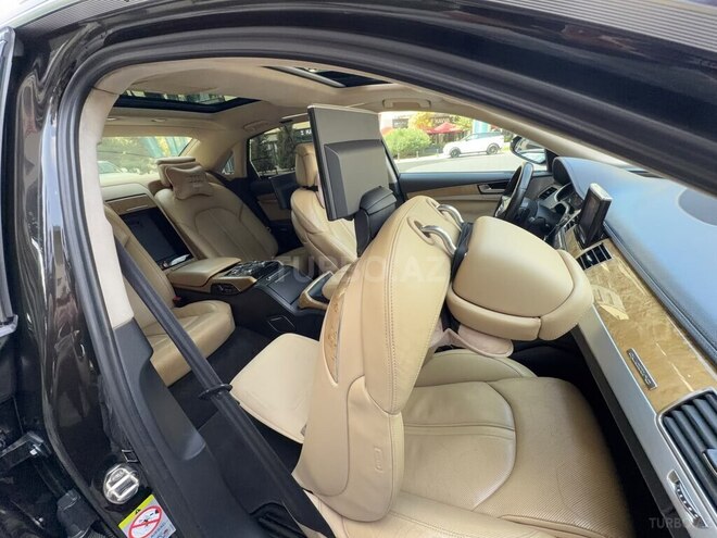 Audi A8 2011, 230,452 km - 4.2 l - Bakı