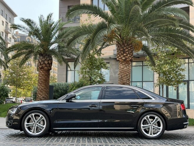 Audi A8 2011, 230,452 km - 4.2 l - Bakı