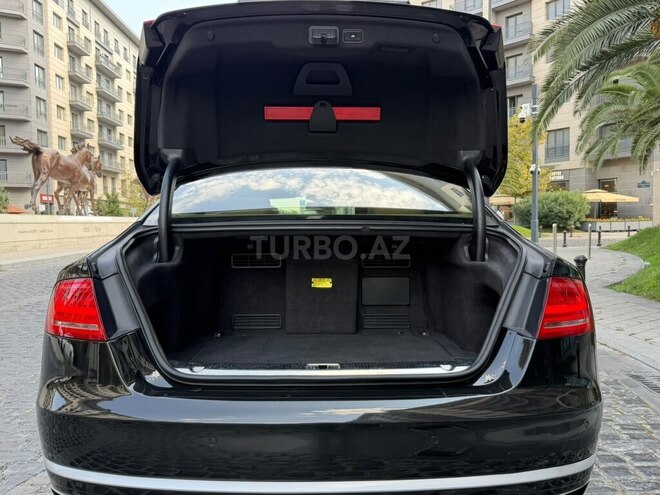 Audi A8 2011, 230,452 km - 4.2 l - Bakı