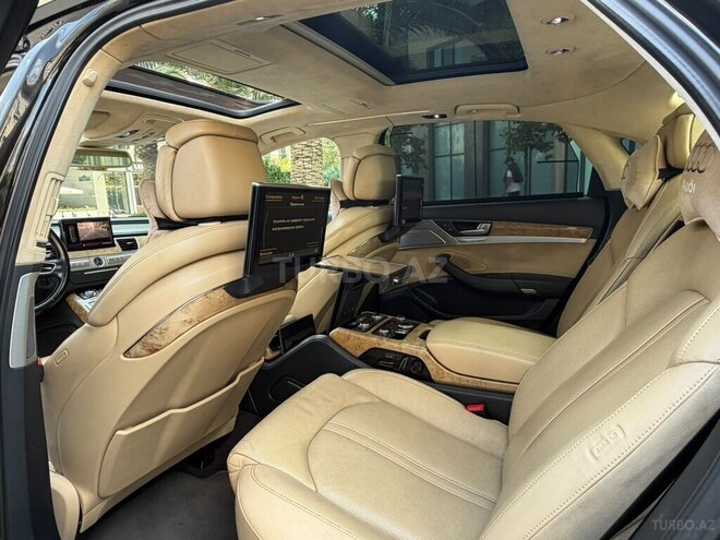 Audi A8 2011, 230,452 km - 4.2 l - Bakı