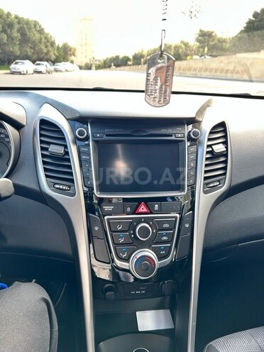 Hyundai i30 2014, 264,000 km - 1.6 л - Bakı