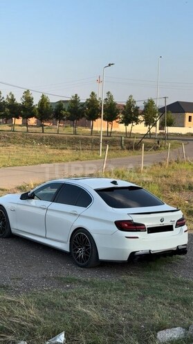 BMW 528 2013, 300,000 km - 2.0 l - Ağstafa