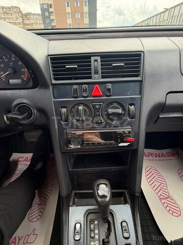 Mercedes C 240 1999, 253,000 km - 2.4 l - Bakı