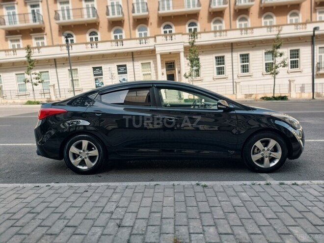 Hyundai Elantra 2011, 198,000 km - 1.6 l - Bakı