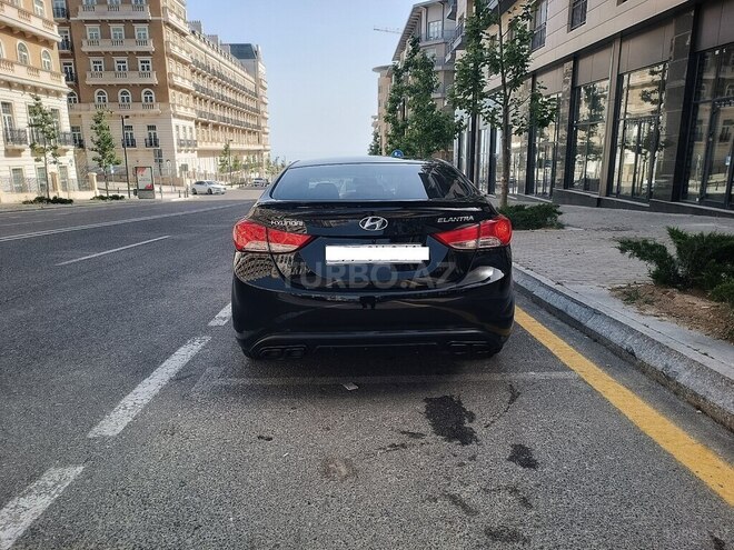 Hyundai Elantra 2011, 198,000 km - 1.6 l - Bakı
