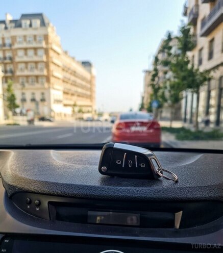 Hyundai Elantra 2011, 198,000 km - 1.6 l - Bakı
