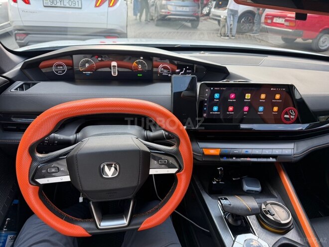 Changan  2023, 81,000 km - 1.5 l - Bakı