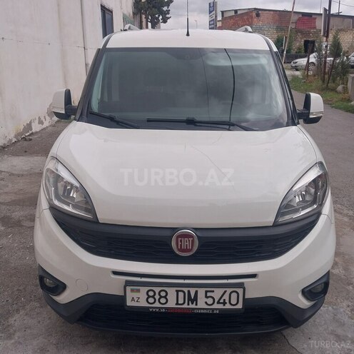 Fiat Doblo 2015, 183,735 km - 1.3 l - Bakı