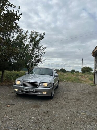 Mercedes C 180 1999, 401,110 km - 1.8 l - Biləsuvar