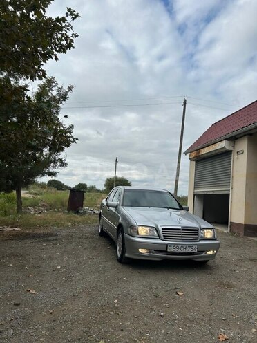 Mercedes C 180 1999, 401,110 km - 1.8 l - Biləsuvar