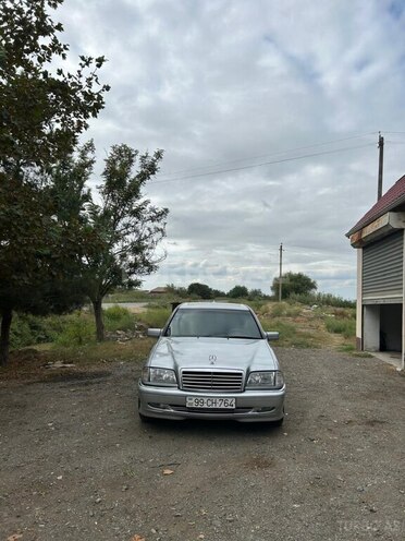 Mercedes C 180 1999, 401,110 km - 1.8 l - Biləsuvar