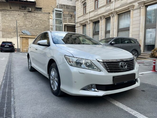 Toyota Camry 2014, 271,448 km - 2.5 л - Bakı