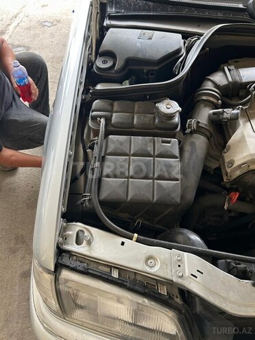 Mercedes C 180 1999, 401,110 km - 1.8 l - Biləsuvar