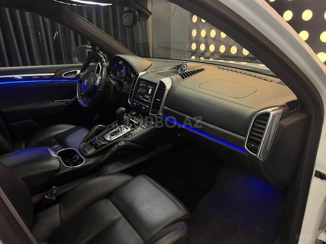 Porsche Cayenne GTS 2013, 156,000 km - 4.8 l - Bakı