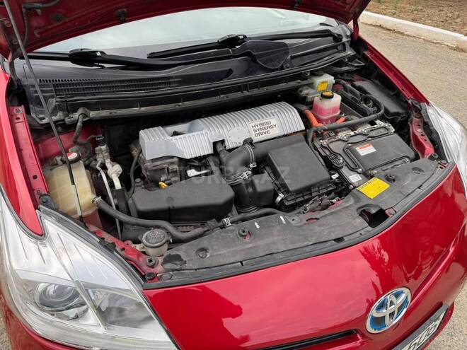Toyota Prius 2014, 402,336 km - 1.8 л - Bakı