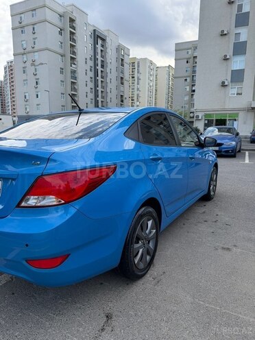 Hyundai Accent 2017, 75,100 km - 1.4 л - Bakı