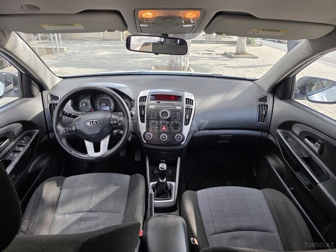 Kia  2009, 331,405 km - 1.6 l - Bakı