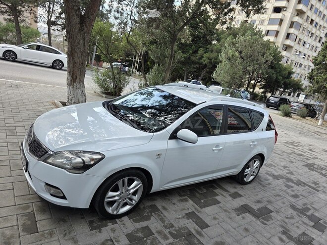 Kia  2009, 331,405 km - 1.6 l - Bakı