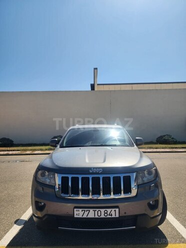 Jeep Grand Cherokee 2011, 240,000 km - 3.6 л - Bakı