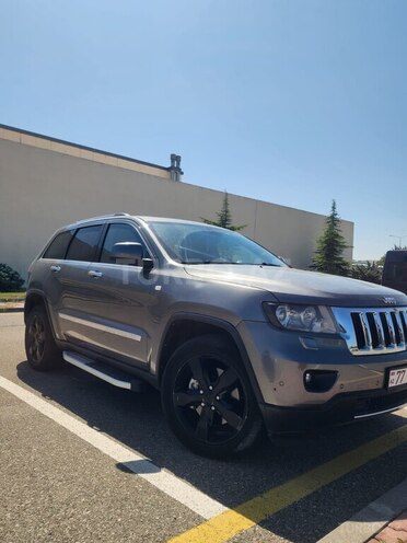Jeep Grand Cherokee 2011, 240,000 km - 3.6 л - Bakı