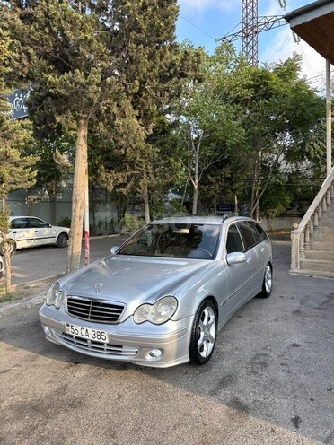 Mercedes C 200 2003, 217,000 km - 2.2 л - Bakı
