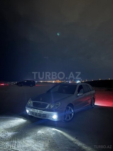 Mercedes C 200 2003, 217,000 km - 2.2 л - Bakı
