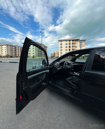 BMW 530 2001, 366,000 km - 3.0 l - Bakı