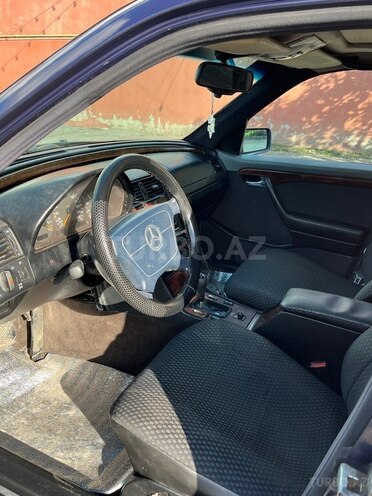 Mercedes C 220 1995, 450,000 km - 2.2 l - İsmayıllı