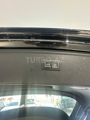 Audi Q5 2020, 134,210 km - 2.0 l - Bakı