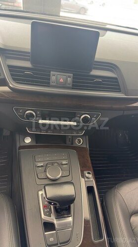 Audi Q5 2020, 134,210 km - 2.0 l - Bakı