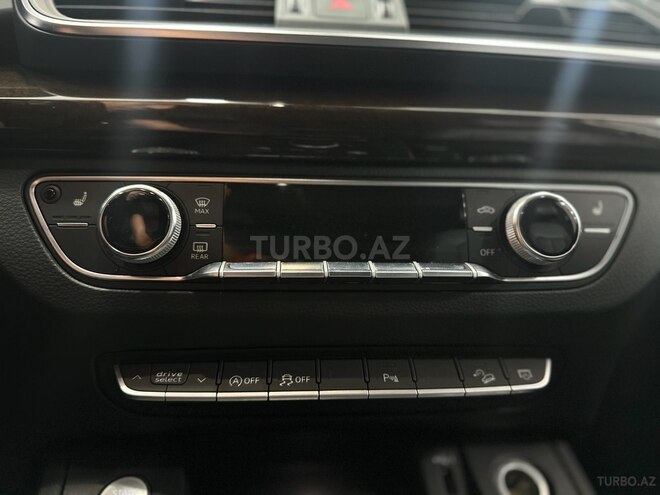 Audi Q5 2020, 134,210 km - 2.0 l - Bakı