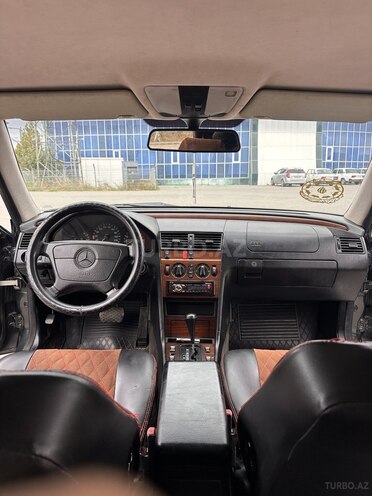 Mercedes C 180 1993, 255,000 km - 1.8 л - Masallı