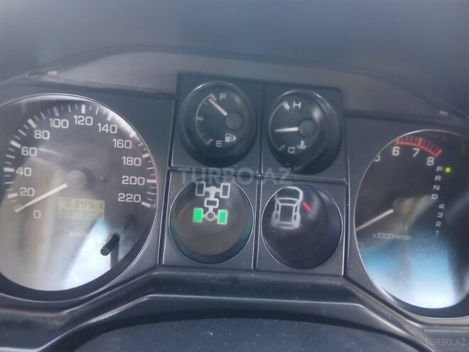 Mitsubishi Pajero 2005, 347,902 km - 3.0 l - Gəncə