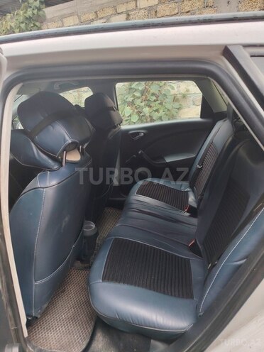 SEAT Ibiza 2012, 400,000 km - 1.4 l - Quba