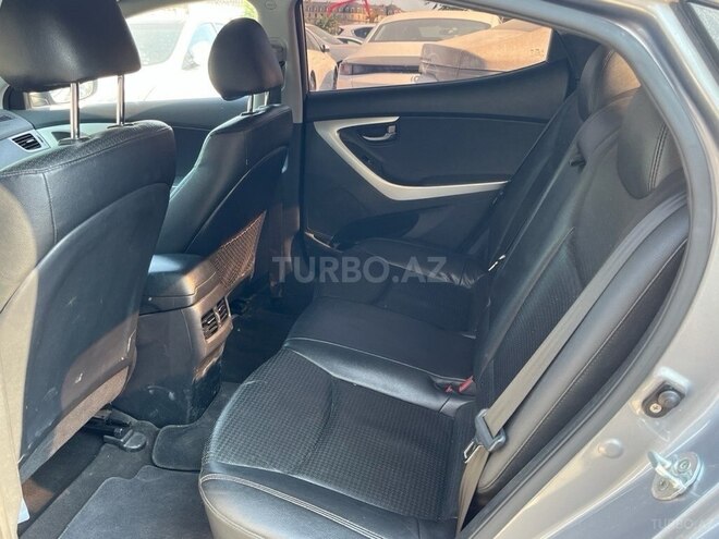 Hyundai Avante 2015, 276,700 km - 1.6 l - Bakı