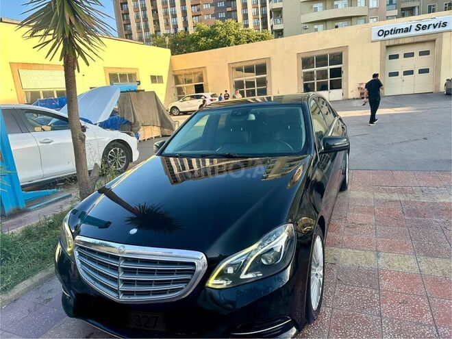 Mercedes E 250 2013, 295,000 km - 2.1 л - Bakı