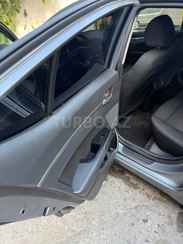 Hyundai Elantra 2018, 88,000 km - 2.0 л - Bakı