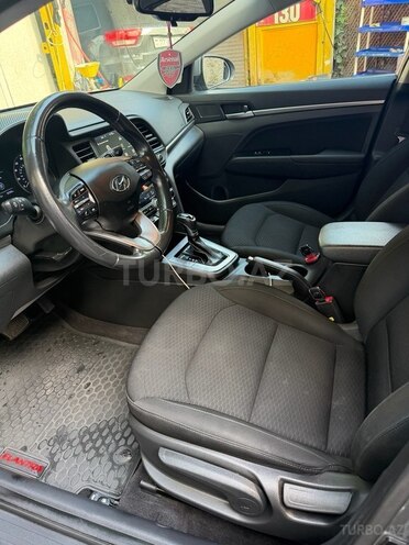 Hyundai Elantra 2018, 88,000 km - 2.0 л - Bakı